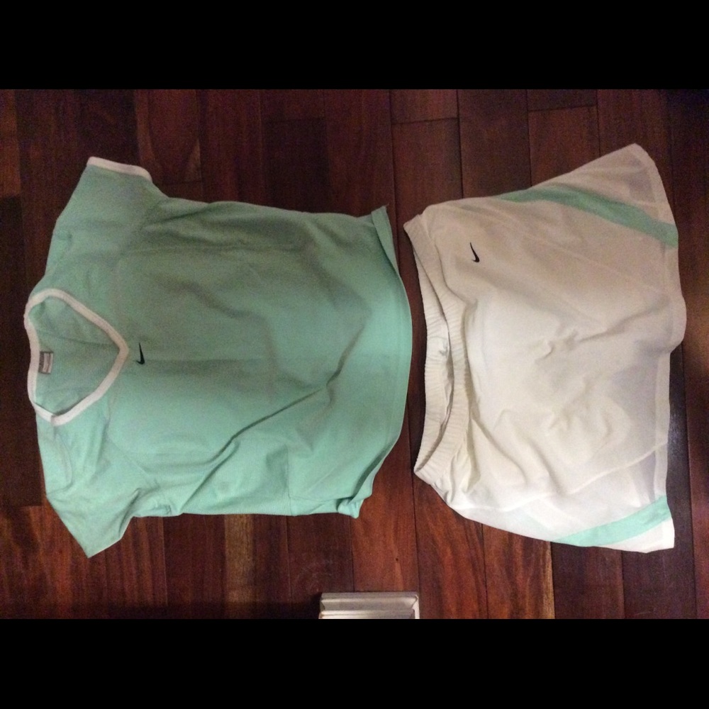 Nike Tennis blue Top and Skirt Set DriFit. Size M